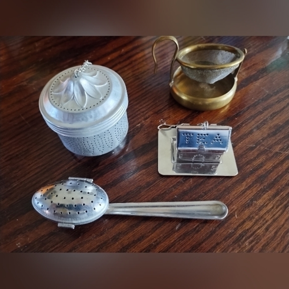 VINTAGE TEA MAKERS